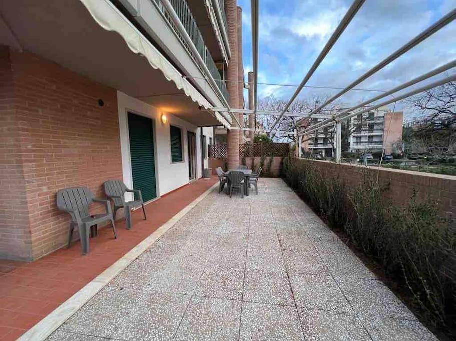 Appartamento Tranquillo Con Patio E Piscina La Caduta Екстер'єр фото
