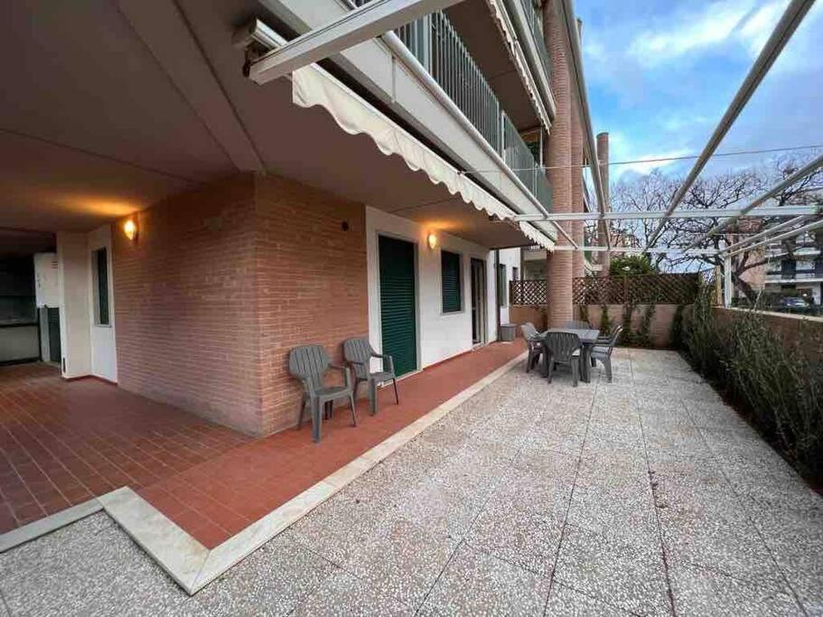 Appartamento Tranquillo Con Patio E Piscina La Caduta Екстер'єр фото